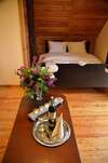 hotel_img